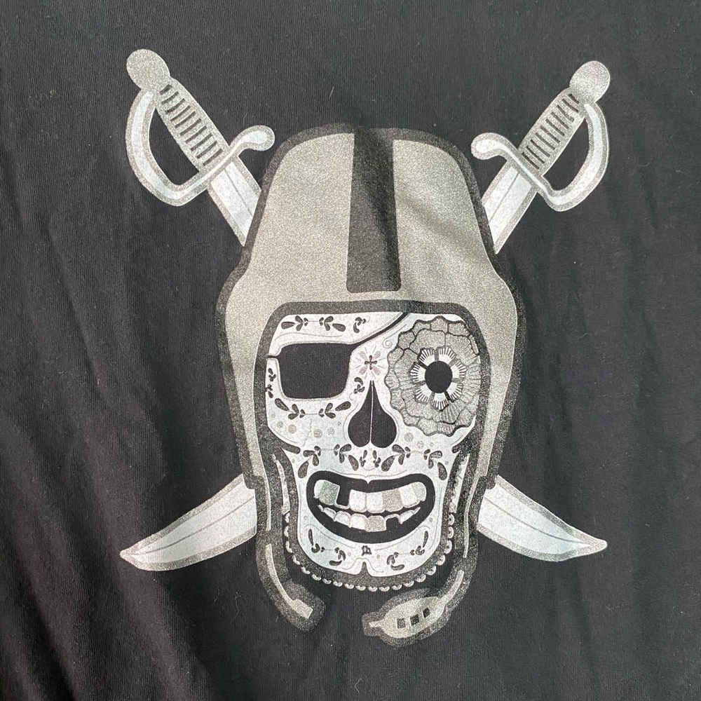Oaklandish Raiders Sugar Skull T-Shirt Medium Black American Apparel 50/50 Tee - Picture 4 of 6